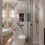 Designer's Delight: Modern 1br Near Center 부쿠레슈티